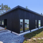 aatriumiga CLT-elementmaja